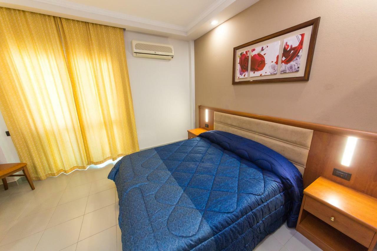 Western Star Hotel ดูร์เรส ภายนอก รูปภาพ